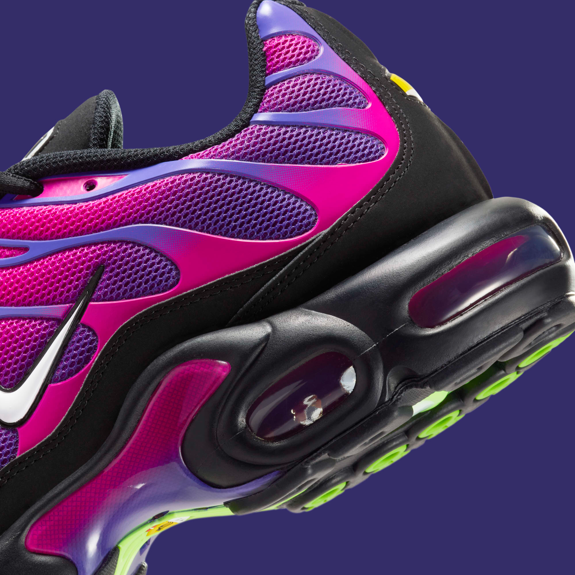 Nike air max plus fireberry sales
